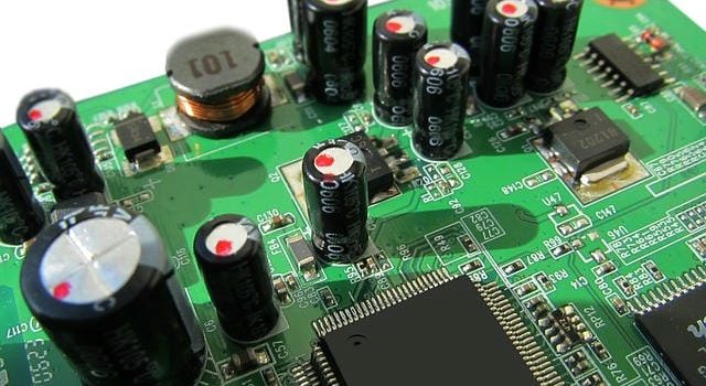 拠点の枠を超えて効率化と安全性を実現するSDWAN新時代の柔軟ネットワーク構築術 拠点の枠を超えて効率化と安全性を実現するSDWAN新時代の柔軟ネットワーク構築術